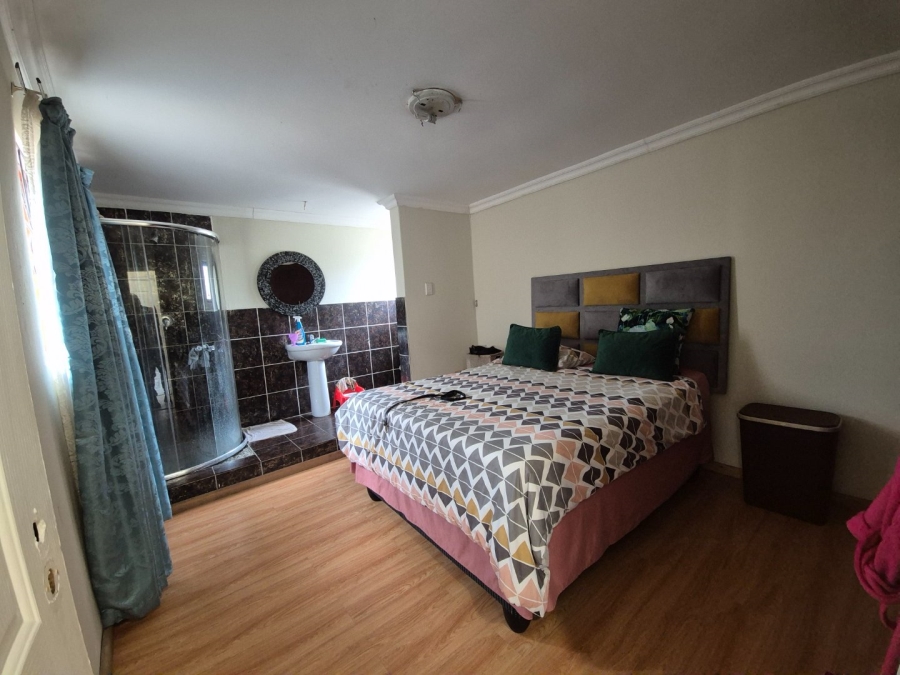 3 Bedroom Property for Sale in Kwazakhele Eastern Cape